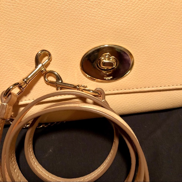 Authentic Coach Ruby Crossbody - Picture 6 of 7